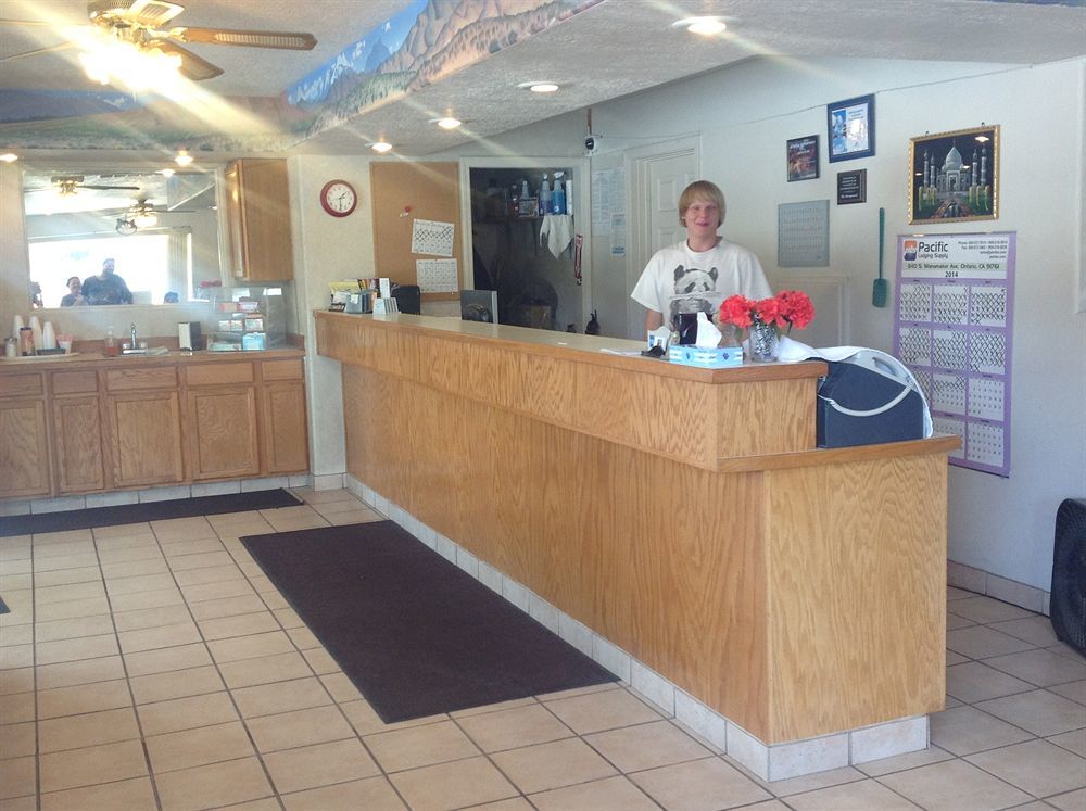 Rodeway Inn Winnemucca Buitenkant foto